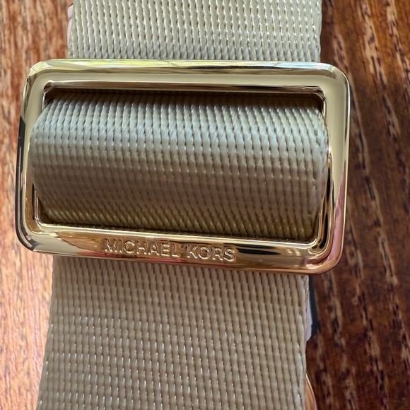 Michael Kors Brown and Pink Tote Bag - Picture 9 of 15